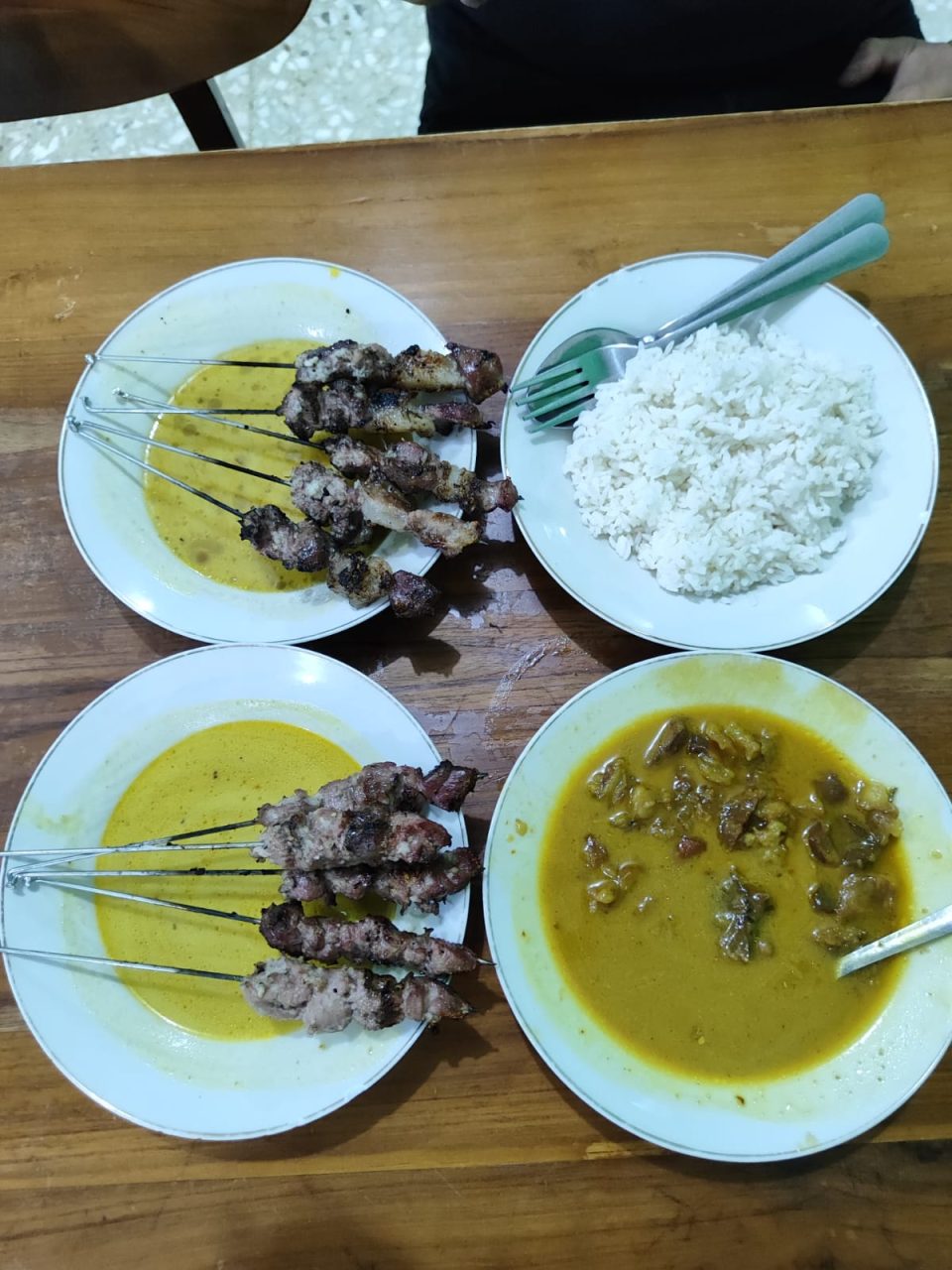 Sate Kuy Bendungan Hilir