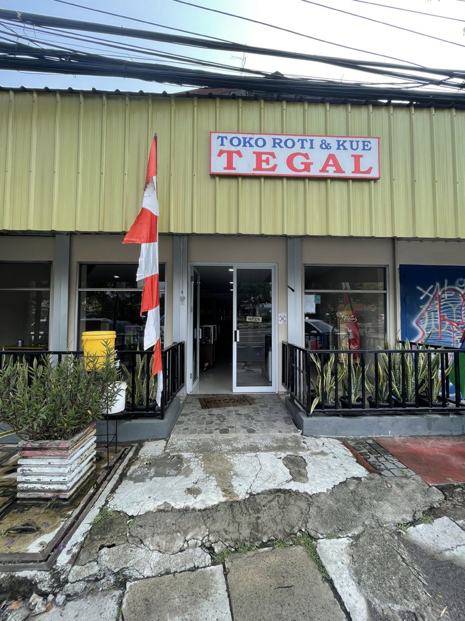 Hok Roti Toko Roti Tegal: Tempat Soe Hok Gie Menyatakan Cinta Terakhir Kali ...