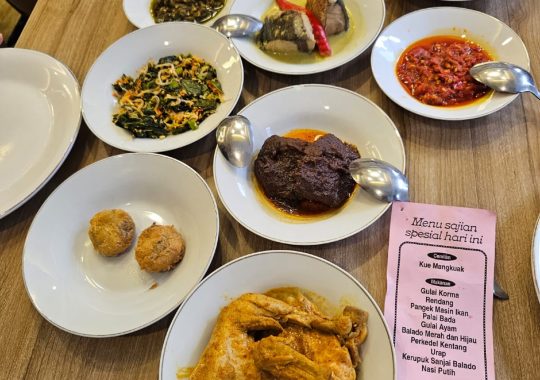 RM Surya, Sang Surya Yang Setia Bersinar Selama 64 Tahun!